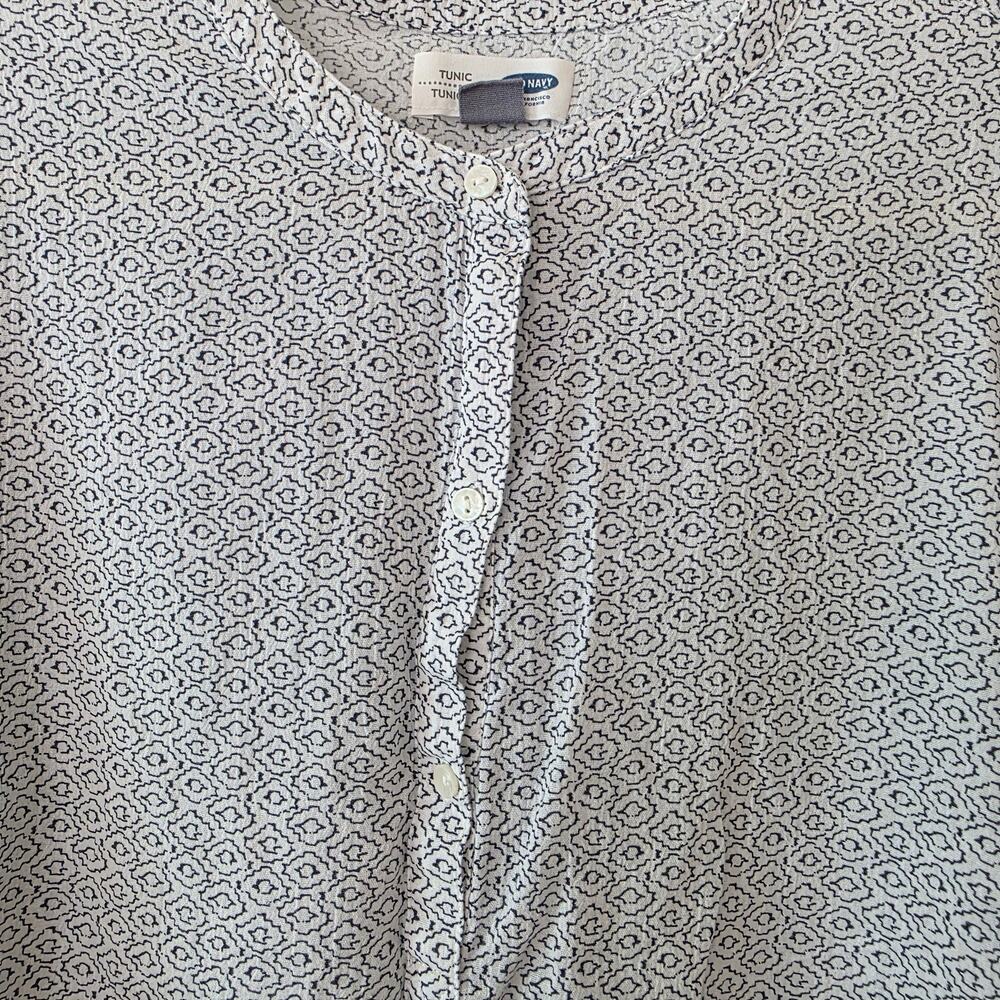 Old Navy Collarless Geometric-Print Tunic Blouse Size XL - Picture 3 of 8